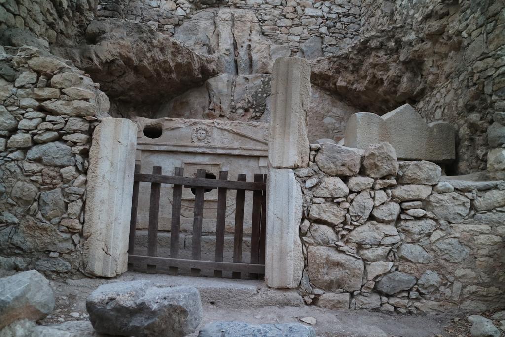 Chimera Pia Aparts Çıralı Esterno foto